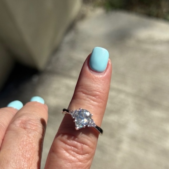 Genuine Moissanite Ring Tear Drop shape, 1.8 ct, size 9 - Picture 2 of 4